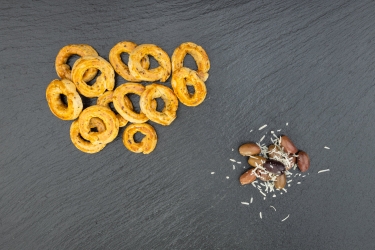 ГЕВРЕЧЕТА С МАСЛИНИ И ПАРМЕЗАН